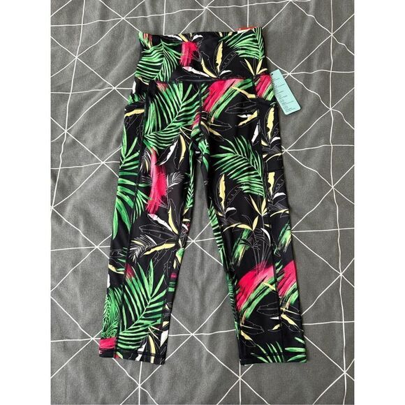 Ideology Women’s Black Moisture Wicking Pocketed Compression Upf50 Crop Printed - Picture 1 of 11